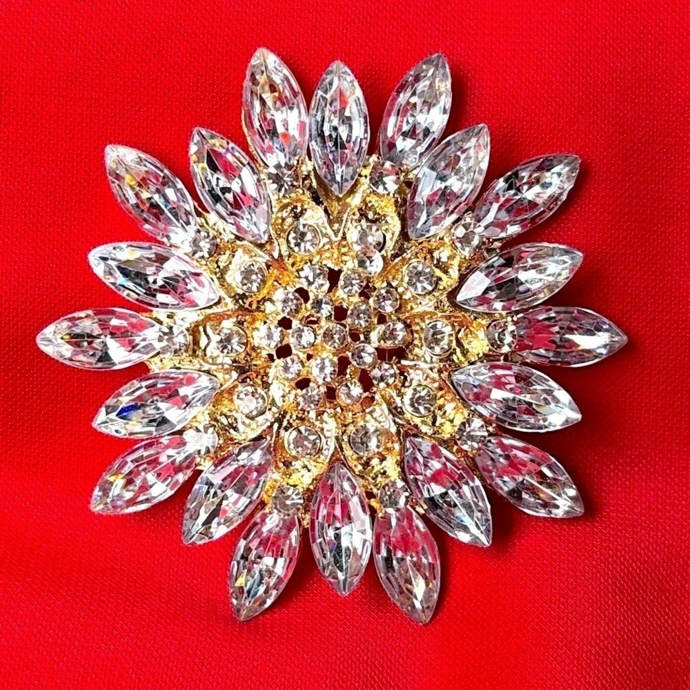 Rhinestone Glass w/ Gold Tone Floral Bouquet Starburst Brooch Pin Large 2.75